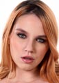 Billiard Leya Desantis strip game